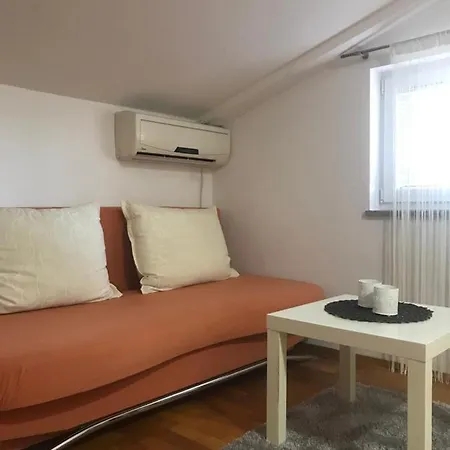 Sipic Apartamento Vodice