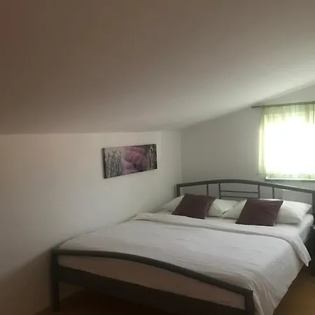 Sipic Apartamento Vodice