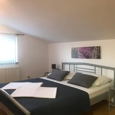 Sipic Apartamento Vodice