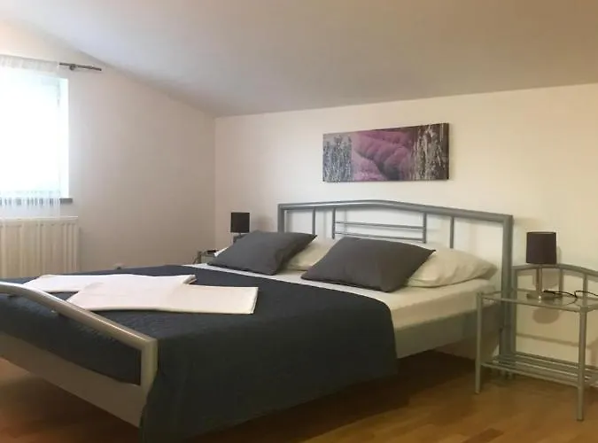 Sipic Appartement Vodice